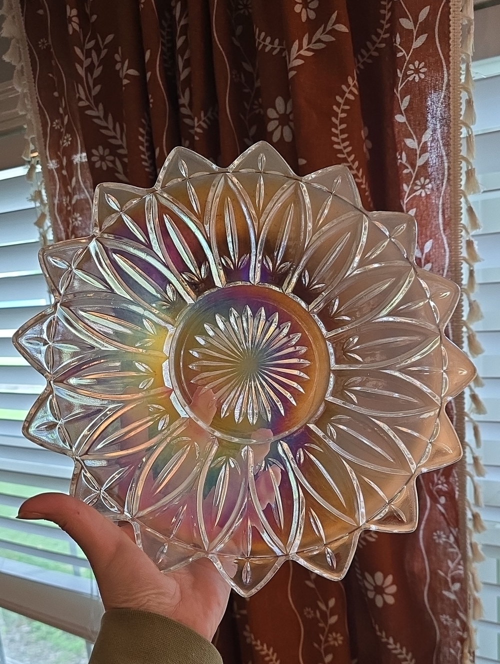 Iridescent Sunburst Glass Charger Plate - Clear